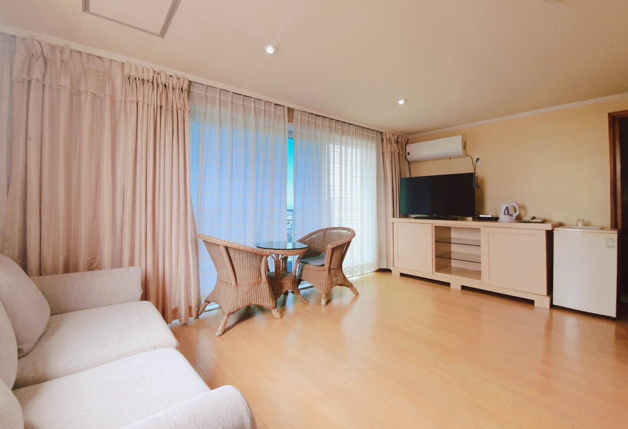 Hotel Good Inn Согвипхо Экстерьер фото