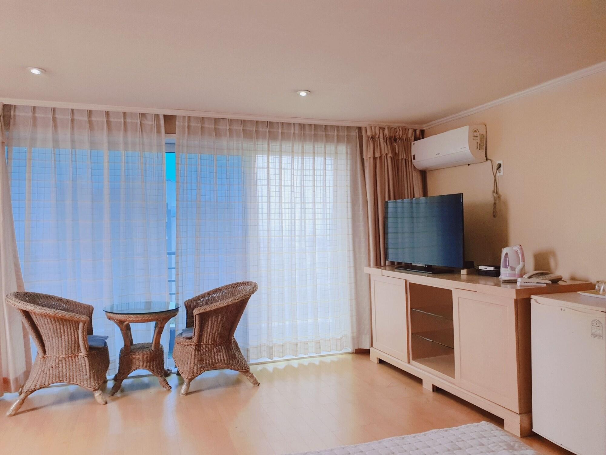 Hotel Good Inn Согвипхо Экстерьер фото